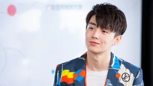 翟子路世界欠我一个初恋剧照图片_7