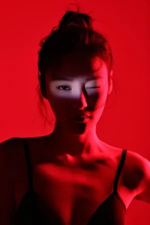 演员金梦阳子时尚性感图片_3