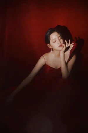 欧阳娜娜性感妩媚写真图片_8