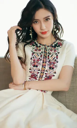 angelababy优雅温柔写真图片_2