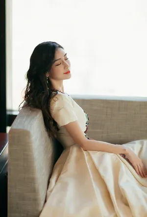angelababy优雅温柔写真图片_4