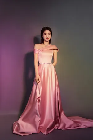 张雪迎甜美温婉写真图片_1
