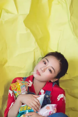 马思纯可爱俏皮写真图片