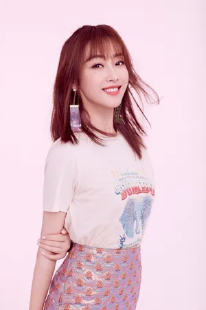 宣璐甜美迷人夏日写真图片