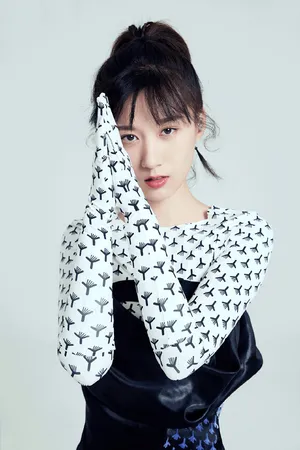 徐悦时尚养眼杂志写真图片