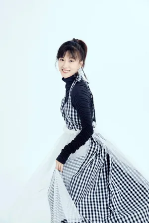 徐悦时尚养眼杂志写真图片_2