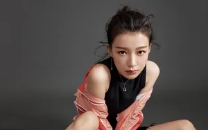孙怡最新时尚杂志写真大片_3