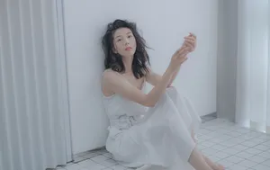彭杨性感迷人时尚写真图片_3