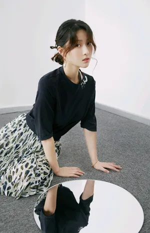王子璇优雅迷人时尚写真图片_7