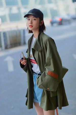 唐艺昕男友风机场街拍图片_2