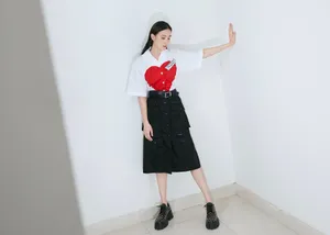 宋佳爱心白衫甜美写真图片
