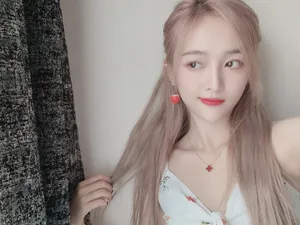 吴宣仪甜美仙气写真图片