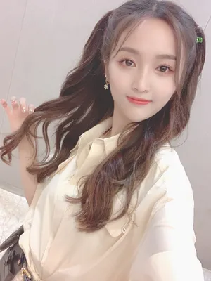吴宣仪双马尾甜美自拍照图片_3
