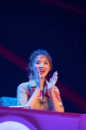 彭小苒甜美养眼节目剧照图片_4