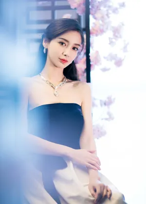 angelababy周大生珠宝性感图片_2