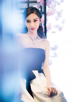 angelababy周大生珠宝性感图片_5