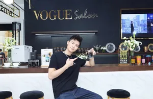 张铭恩帅气简约活动照图片_3