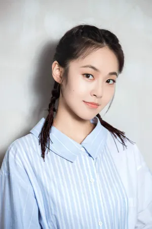 张佳宁清新甜美图片_6