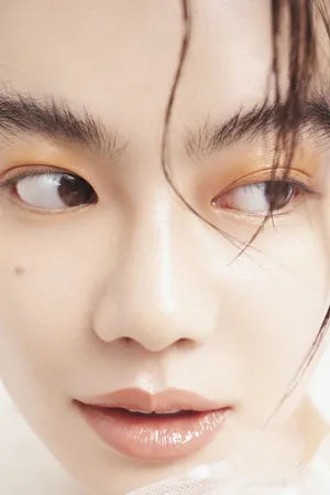 李蔓瑄优雅性感写真图片_1