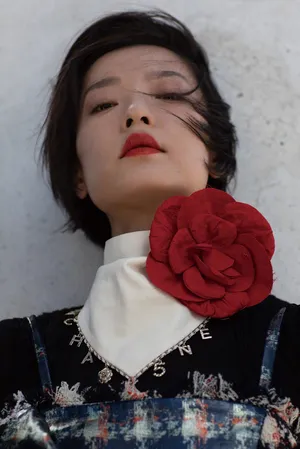 杜鹃冷艳魅力时尚写真大片_4