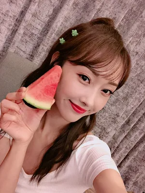 宣璐夏日甜美自拍照图片