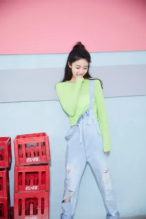 王子璇甜美性感写真图片
