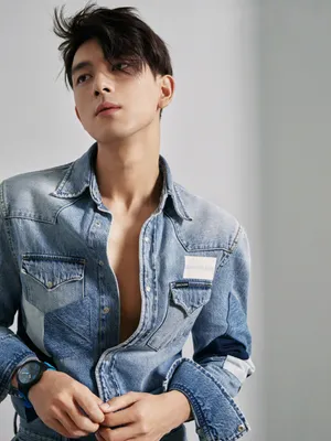 李现简洁质感写真图片_5