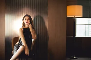 戚薇性感优雅写真图片