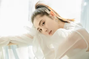 邢菲七夕清爽甜美写真图片_5