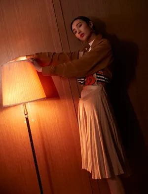 王紫璇优雅光影写真图片_3
