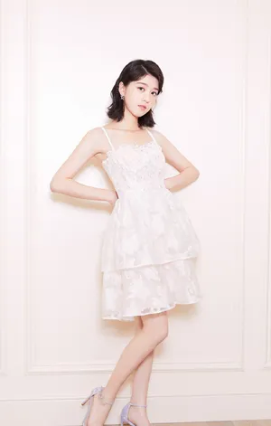 李凯馨性感优雅写真图片_4