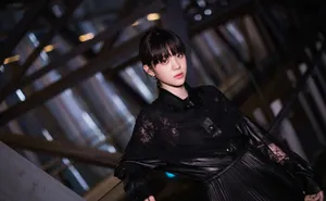 欧阳娜娜黑色潮服性感图片_4