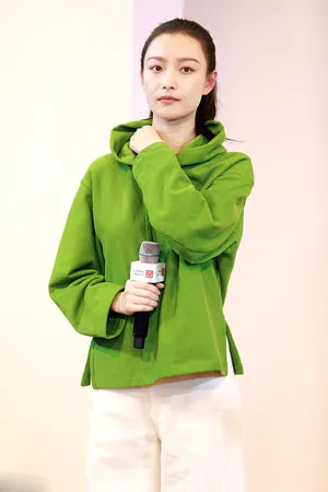 倪妮绿色小清新写真图片