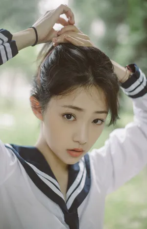 吴佳怡清纯水手服写真图片_7