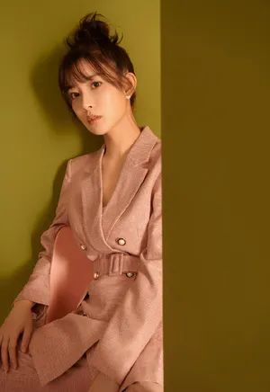 孟子义唯美西装写真图片_4