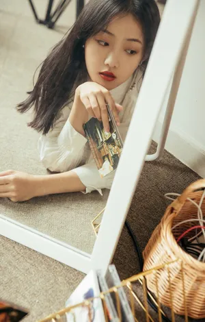 吴佳怡时尚妩媚写真图片_8