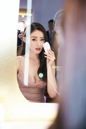 张天爱性感迷人活动照图片_5