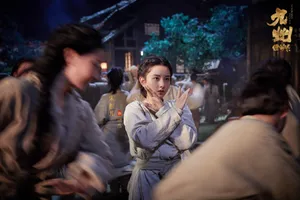 宋祖儿《九州缥缈录》舞姿图片