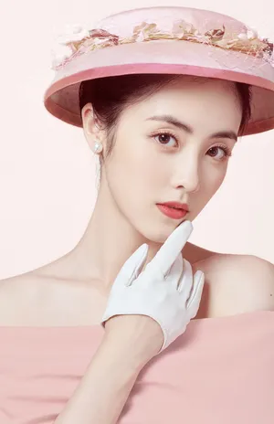 章乐韵温婉迷人写真图片