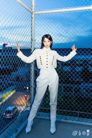 孟美岐复古宫廷风写真图片_5