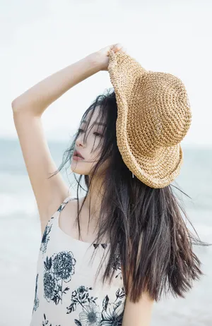 吴佳怡性感迷人海边写真图片_2