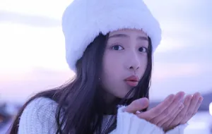 吴佳怡甜美俏皮冬日写真图片
