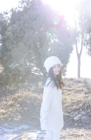 吴佳怡甜美俏皮冬日写真图片_6