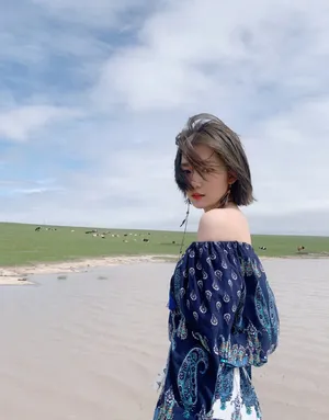 火箭少女段奥娟旅拍照图片_7