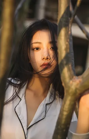 吴佳怡简约随性写真图片_1