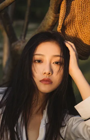吴佳怡简约随性写真图片_1