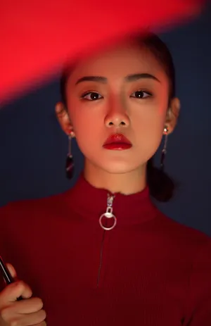吴佳怡冷艳魅力写真图片_5