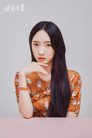 孟美岐精致性感写真图片_7