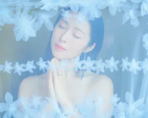 江一燕蓝色蛋糕裙气质性感图片_7