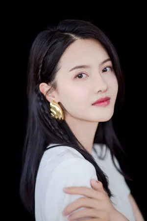 张芷溪清新优雅写真图片_3